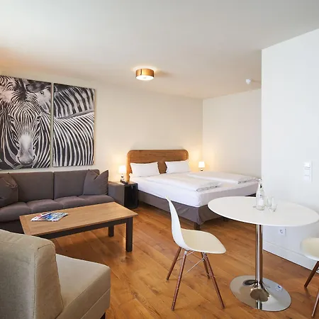 Mondrian Am Checkpoint Charlie Hotel Berlin