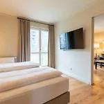 柏林查理边境检查站蒙德里安套房酒店 柏林