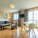 柏林查理边境检查站蒙德里安套房酒店 酒店