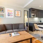Mondrian Am Checkpoint Charlie Hotel 4*