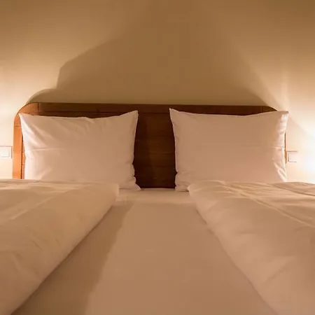 Ξενοδοχείο Mondrian Am Checkpoint Charlie