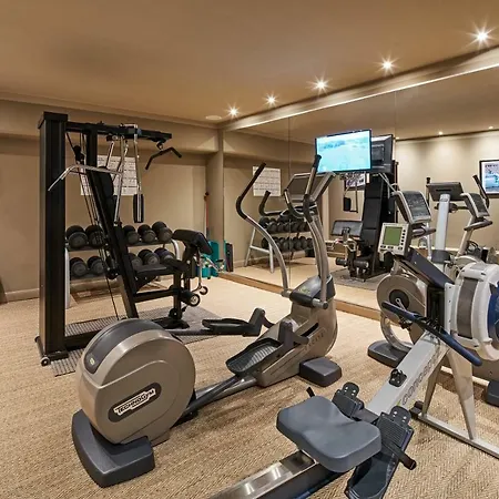 Ξενοδοχείο Mondrian Am Checkpoint Charlie 4*