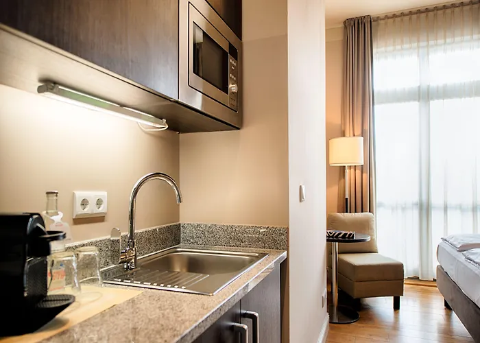 몬드리안 스위트 암 체크포인트 찰리 4*