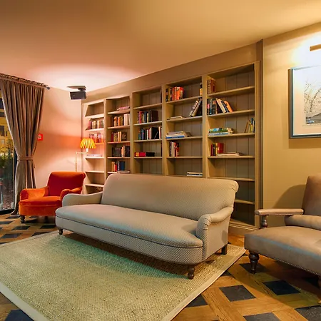 モンドリアン スイーツ アム チェックポイント チャーリー