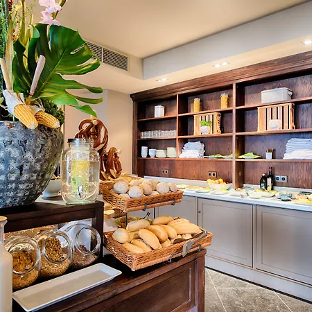 호텔 몬드리안 스위트 암 체크포인트 찰리 베를린