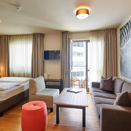 Mondrian Am Checkpoint Charlie Hotel