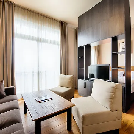 Mondrian Am Checkpoint Charlie Hotel 4*