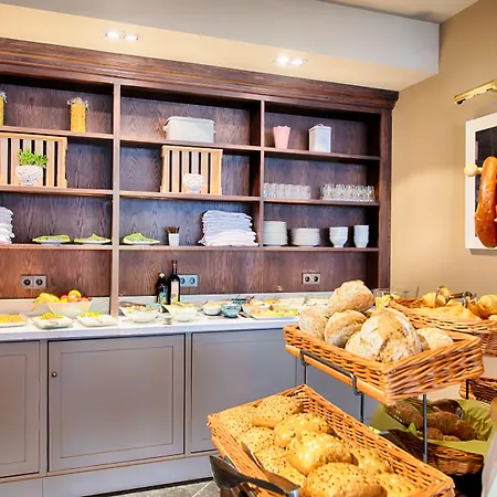 Mondrian Am Checkpoint Charlie 4* Berlin