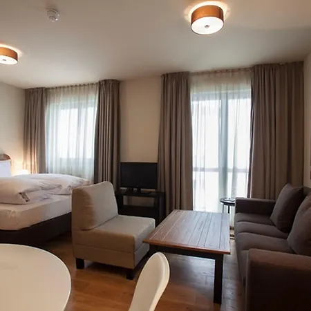 Hotel Mondrian Am Checkpoint Charlie Berlin