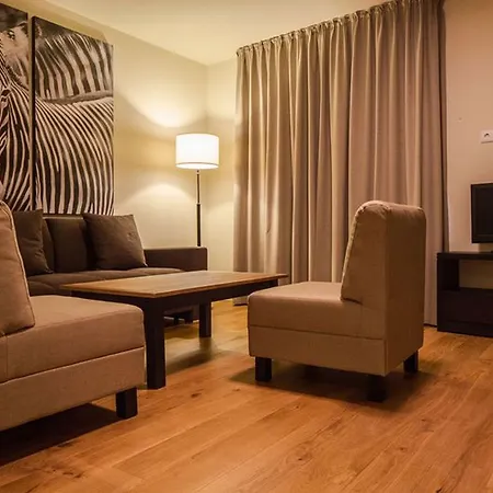 Mondrian Am Checkpoint Charlie Hotel 4*