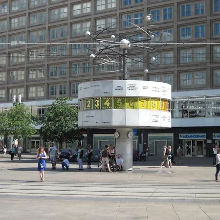 Hotel Mondrian Am Checkpoint Charlie Berlin