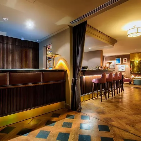 Hotel Mondrian Am Checkpoint Charlie Berlin
